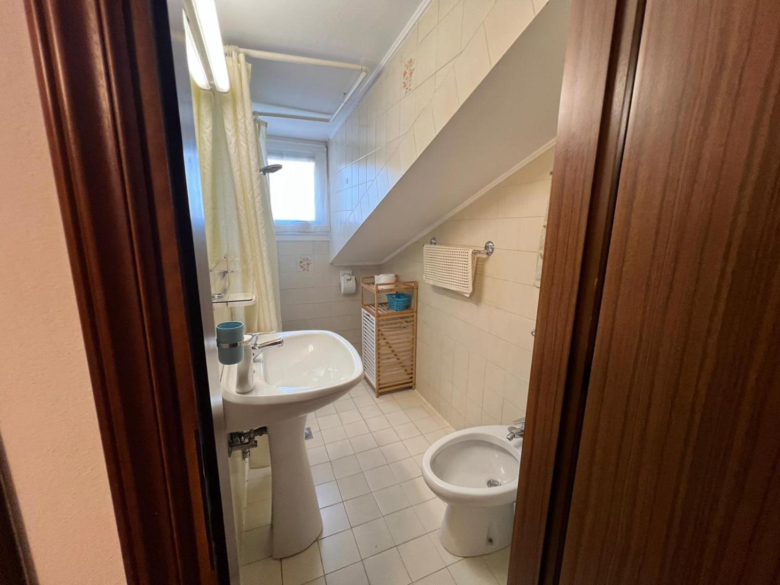 Mansarda 7 Trilocale, Bafile241 - 2' Piano No Ascensore - Adria Holiday Jesolo - Family Apartment Exterior photo
